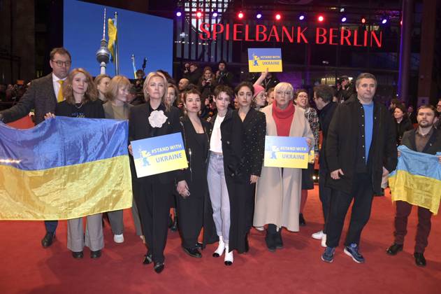 73rd Berlinale, Jury and Filmmakers Demonstrate for Ukraine on the Red Carpet
