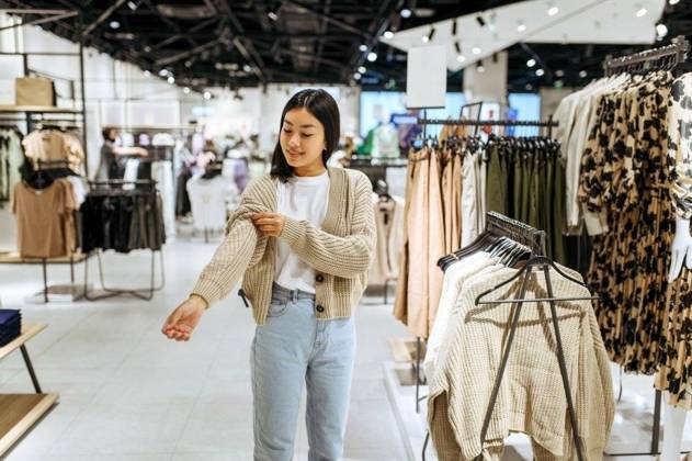 Fashion Trend Report 2023: Cardigan