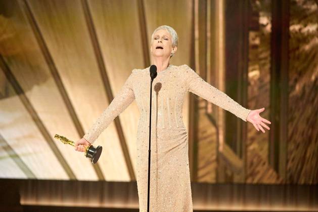 95th OSCARS Academy Awards, Jamie Lee Curtis - Best Supporting Actress