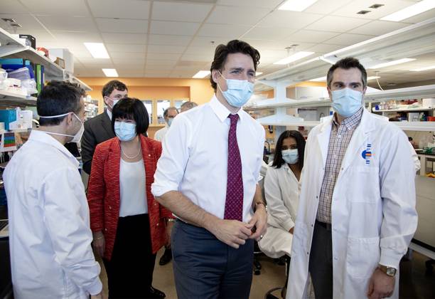 Canada, Justin Trudeau visits cancer ward in Moncton