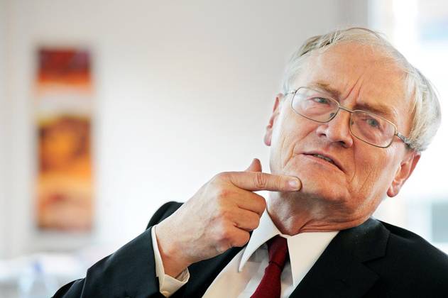 Former BND President August Hanning arrested, archive photos