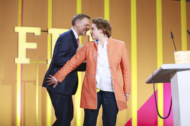 Berlin, FDP Federal Party Conference - Curious Incident with Nicola Beer and Christian Lindner