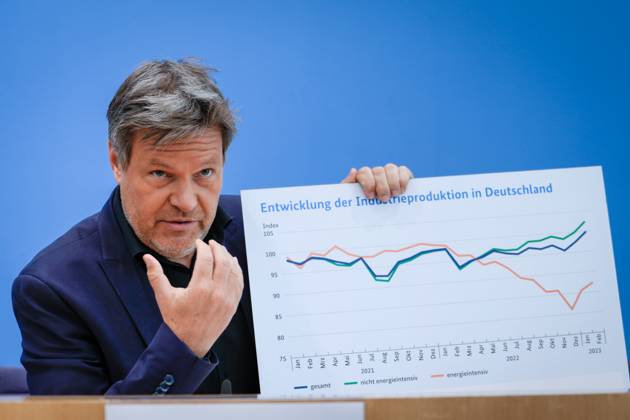 Berlin, BPK - Federal Government Spring Projection with Robert Habeck