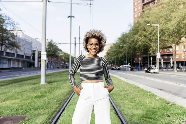 Fashion Trend Report 2023: white trousers