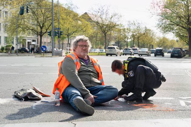 Berlin, street blockades by climate activists