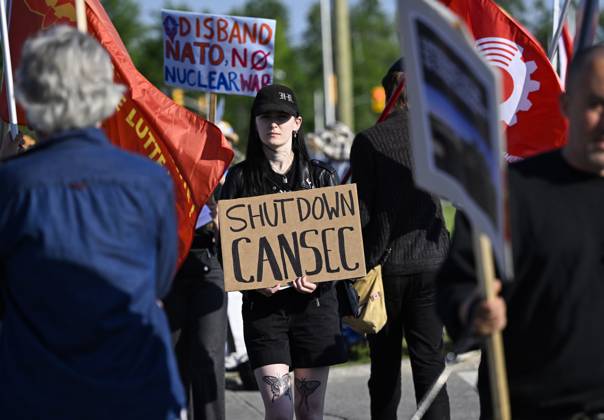 Canada, protests against Cansec arms fair in Ottawa