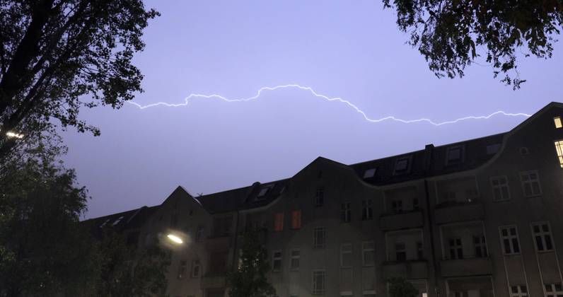 Thunderstorms over Germany - Thunderstorm over Berlin
