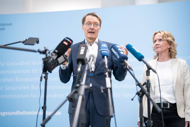 Germany, Press Event National Heat Protection Plan with Karl Lauterbach and Steffi Lemke in Berlin
