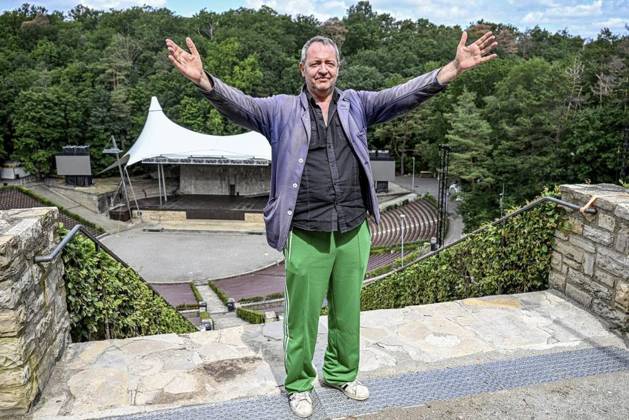 Rainald Grebe photo shoot at the Waldbühne in Berlin
