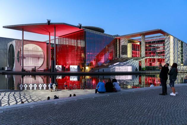 Berlin, Light Projection To the German People in the Parliament Quarter