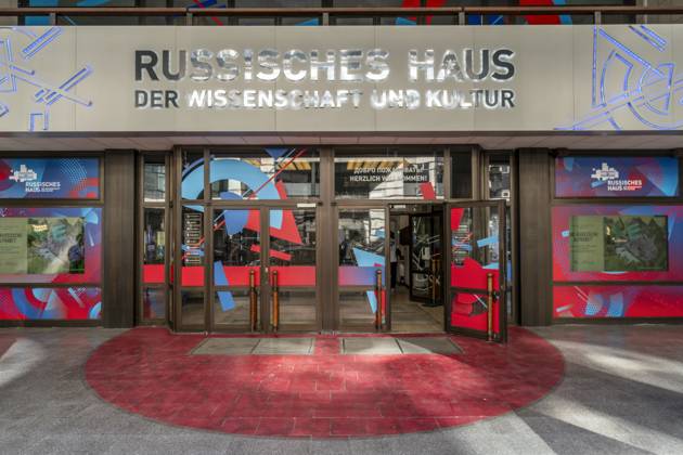 The Home Office has been monitoring the Russian House on Friedrichstraße since the war in Ukraine began; archive images