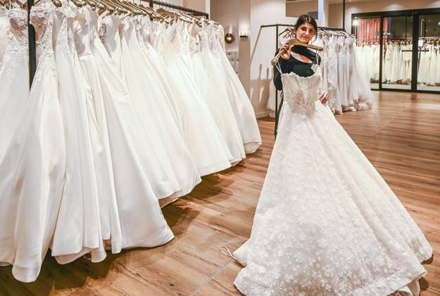 NRW, shop for wedding fashion Wedding-World in Oberhausen