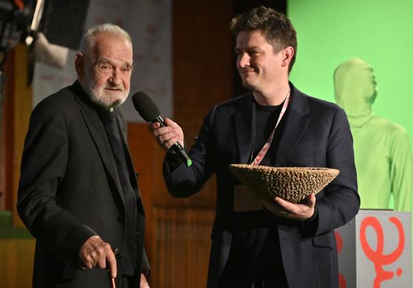 Dokumentarfilmfestival in Jihlava, Auszeichnung für Bela Tarr