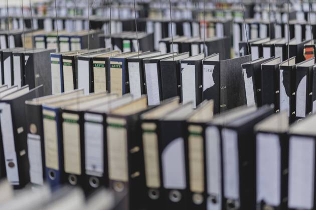 Ifo Institute, Bureaucracy costs 146 billion euros in economic output, symbolic images