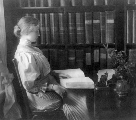 IMAGO ICONS: Helen Keller