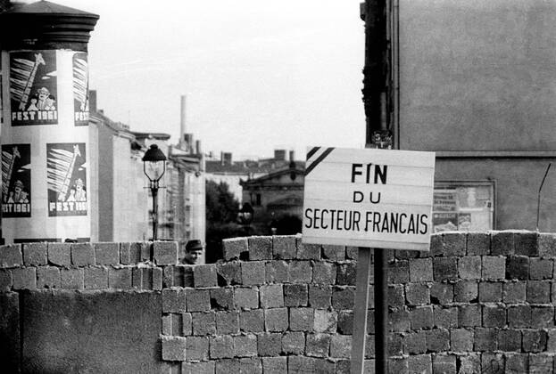 Start of the construction of the Berlin Wall on 13 August 1961