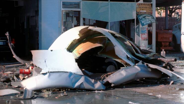 Absturz von American-Airlines-Flug 587 in Queens, New York, 25. Jahrestag am 12. November