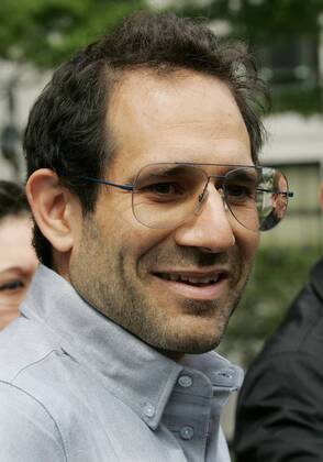 Fashion group American Apparel files for insolvency
