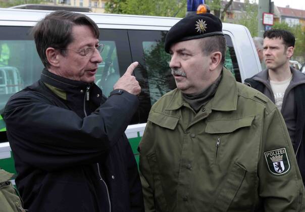 Former Berlin police leader Michael Knape died