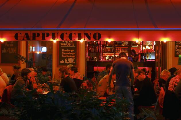 Berlin-Friedrichshain: Leftists demand curfew in Simon-Dach-Kiez district