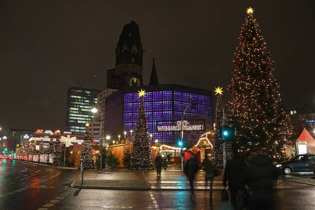 Christmas market at Breitscheidplatz in Berlin - archive pictures of the crime scene in 2013