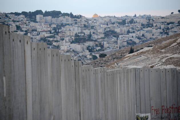Israel - Netanyahu probably will not build a wall in Jerusalem after all