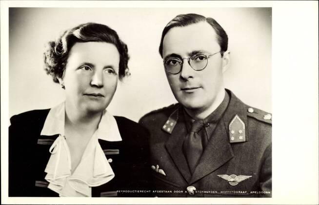 Historian finds NSDAP identity card of Prince Bernhard