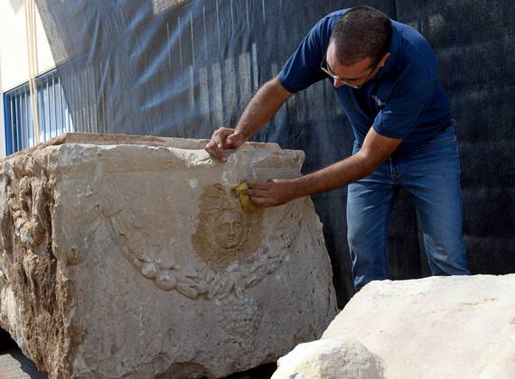 Roman sarcophagus discovered in Israel