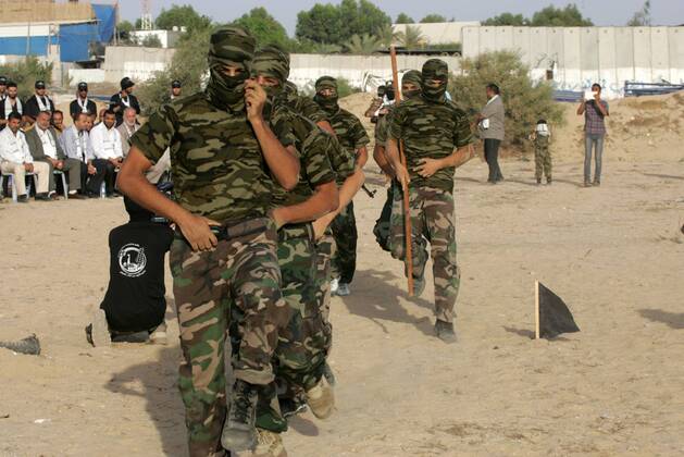 Palestine: Al Aksa Brigades in training