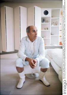 Fashion designer Andre Courreges is dead