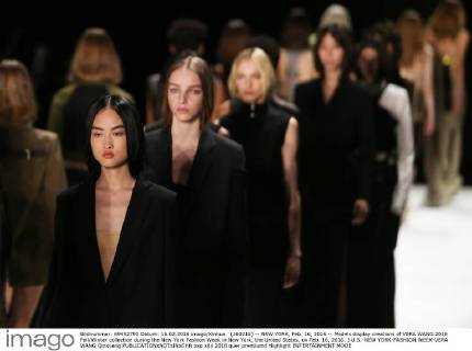 New York Fashion Week - Vera Wang