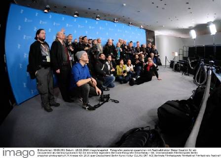 66th Berlinale: Group picture as a get-well wish for Erika Rabau