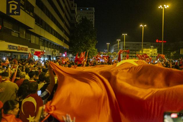 EURO 2024, fans celebrate Turkeys victory in Nuremberg