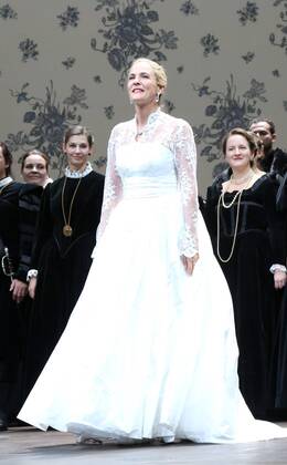 Hamlet Premiere in Vienna