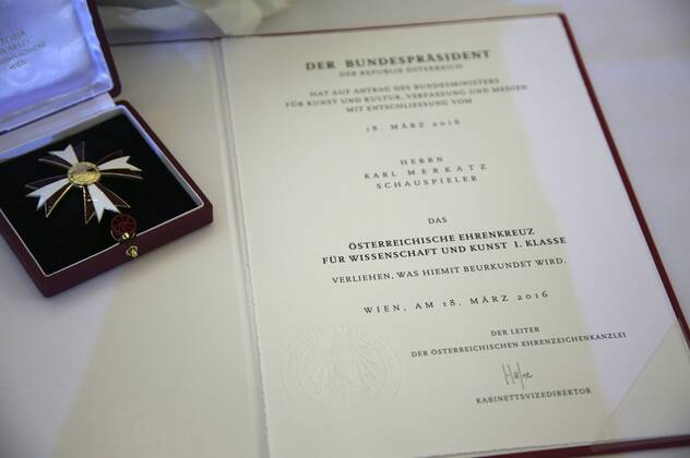 Verleihung Österreichisches Ehrenkreuz an Karl Merkatz in Wien