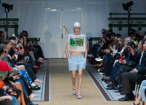 Paris Fashion Week, Maitrepierre fashion show