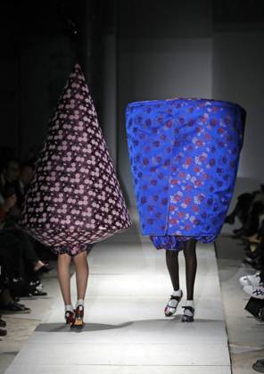 Paris Fashion Week, Comme Des Garcons fashion show