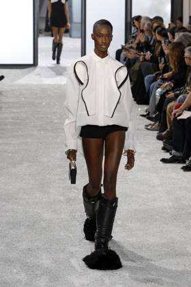 Paris Fashion Week, Sacai fashion show