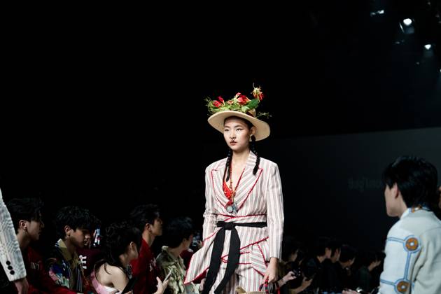 Bangkok Fashion Week, ISSUE fashion show