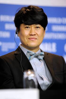 67th Berlinale - Bamui haebyun-eoseo honja On the Beach at Night Alone Press Conference