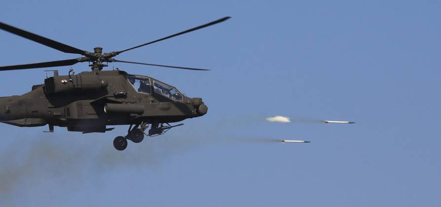 USA, State Department announces sale of 30 Apache helicopters to Israel - Archive