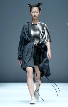 China Fashion Week - Star Sample