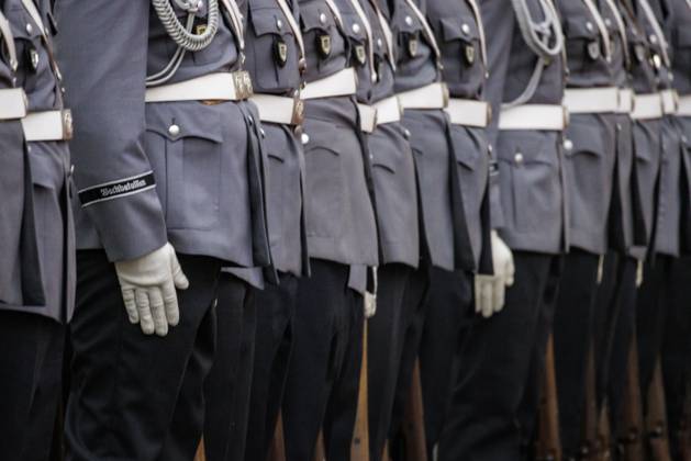 Bundeswehr: Ministry of Defence plans to spend 825 million euros on new uniforms