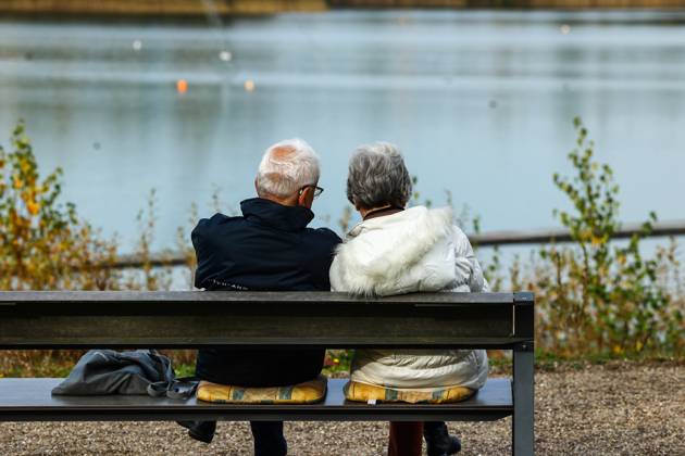 Pension atlas, women receive on average more than 400 euros less pension than men, symbolic images
