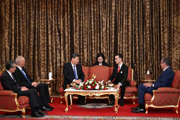 Morocco, Crown Prince Moulay Hassan and Prime Minister Aziz Akhennouch receive Xi Jinping in Casablanca