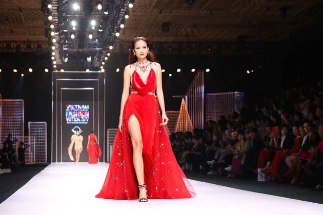 Vietnam Fashion Week