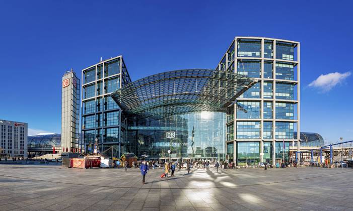 Construction work started at Berlin Central Station, archive pictures