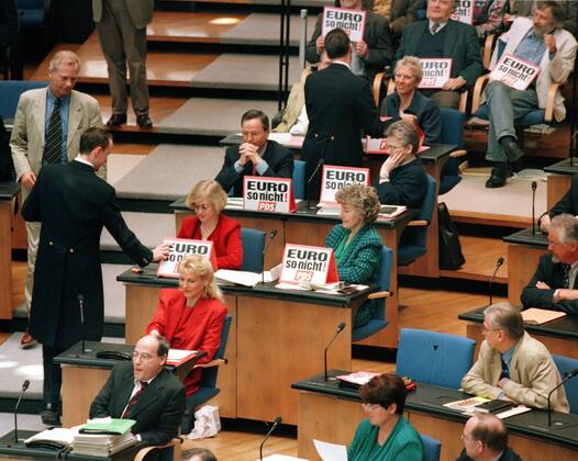 Bundestag votes for the euro, 20th anniversary on 23 April