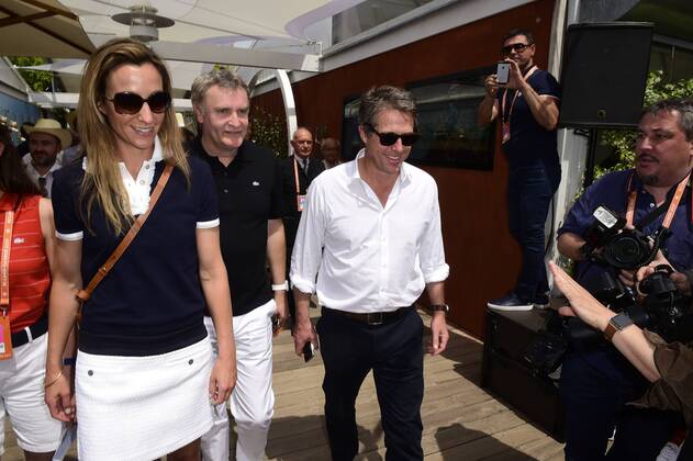 Hugh Grant besucht die Tennis French Open in Paris