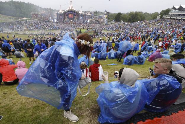 Heavy rain at Tomorrowland Festival